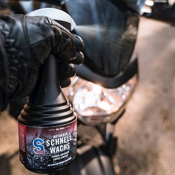 S100 Wosk W Sprayu Motorcycle Speed Wax 500 ml