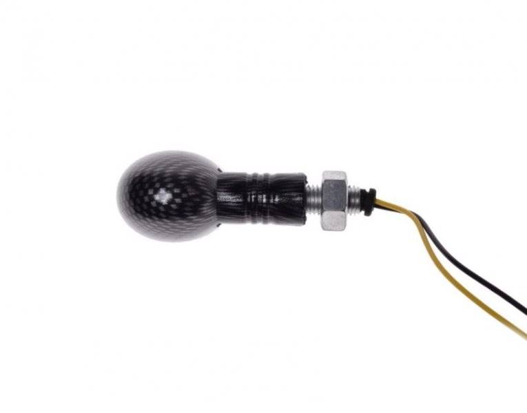 KIERUNKOWSKAZ BIAŁY KLOSZ LED CARBON PRAWY
