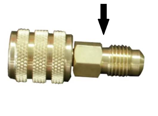 Adapter 1/4"M SAE x 5/16"F SAE 180° z wyciskaczem