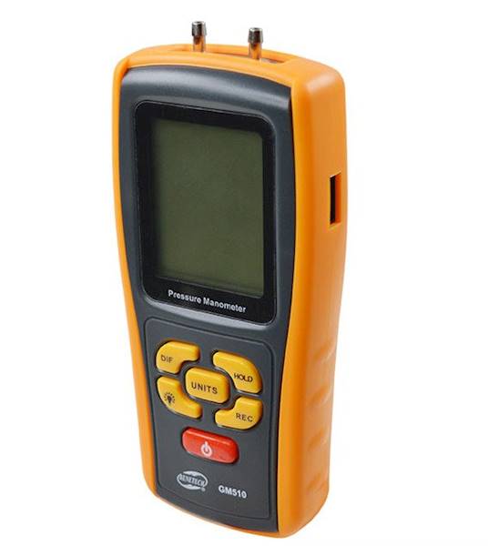 Cyfrowy manometr różnicowy GM510