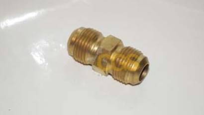 Adapter 5/8"M SAE x 5/8"M SAE 180°