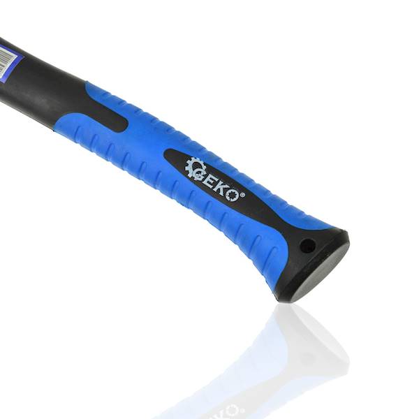 GEK G72220 Siekiera 0600g z trzonkiem z tworzywa