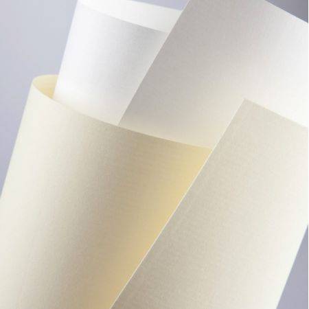 PAPIER LAID KREMOWY (50) 120G/M2