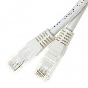 Przyłącze patchcord UTP cat5e; 1,5m; biały