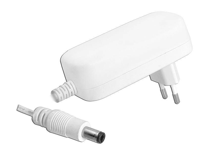 12V  2,5A Zasilacz impulsowy wtyk 5,5/2,1 biały