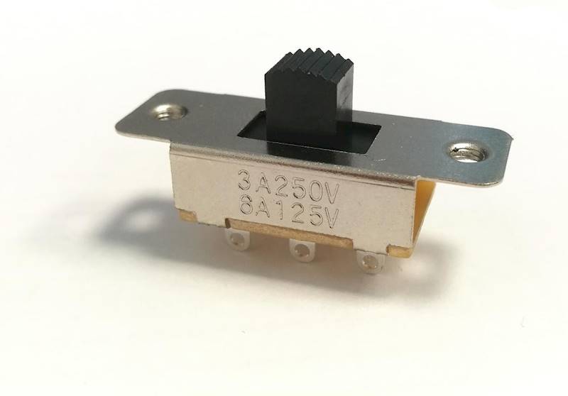 Przełącznik suwakowy ON-OFF-ON
