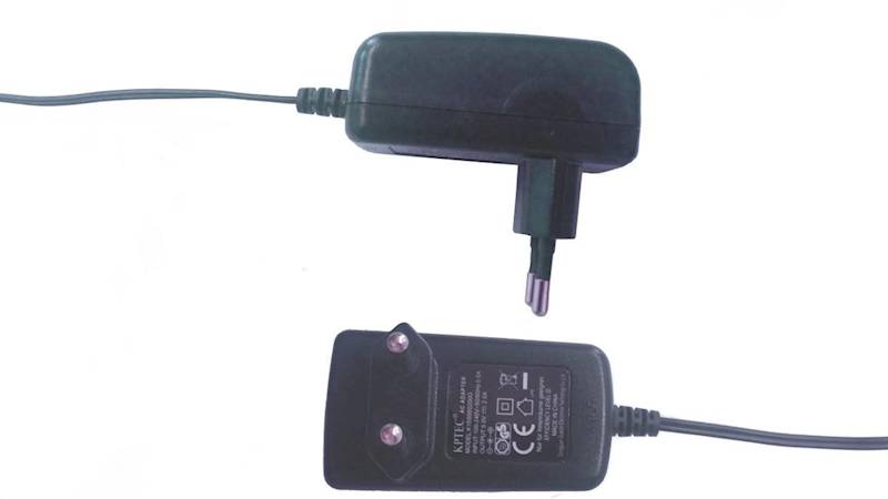 12V  3A Zasilacz impulsowy wtyk 5,5/2,5 