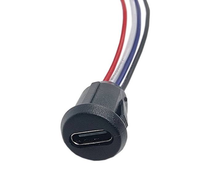 USB-C gniazdo okrągłe 4 przewody do obudowy 