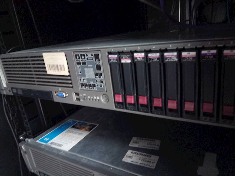 Serwer HP DL380 G5 2X2,66GHZQC/32GB/2X146GB/RAID