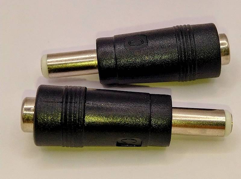 Adapter DC gniazdo 2,1/5,5 na wtyk 2,5/5,5