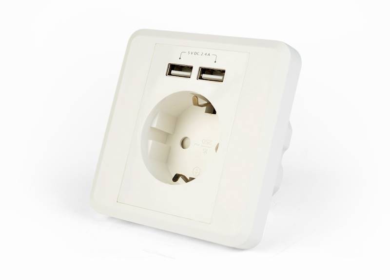 GNIAZDO ZASILAJĄCE SCHUKO Z PUSZKĄ PODTYNKOWĄ 2xUSB GEMBIRD