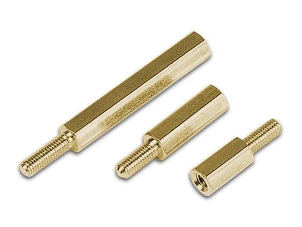 Dystans 18mm mosiężny z gwintem M3 Z/W