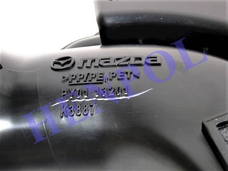 CHWYT / RURA WLOTU POWIETRZA ORYGINAŁ MAZDA WN300C-OE