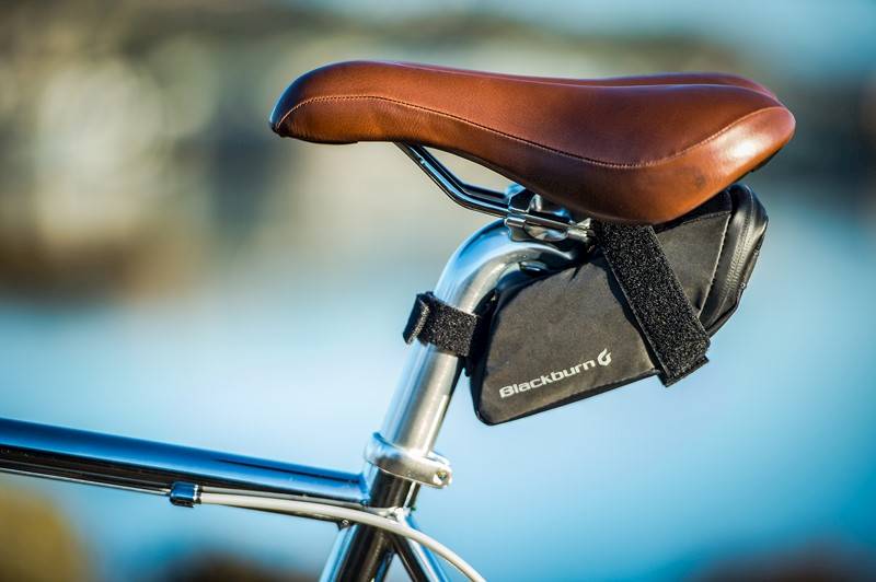 Torebka podsiodłowa BLACKBURN GRID SMALL REFLECTIV