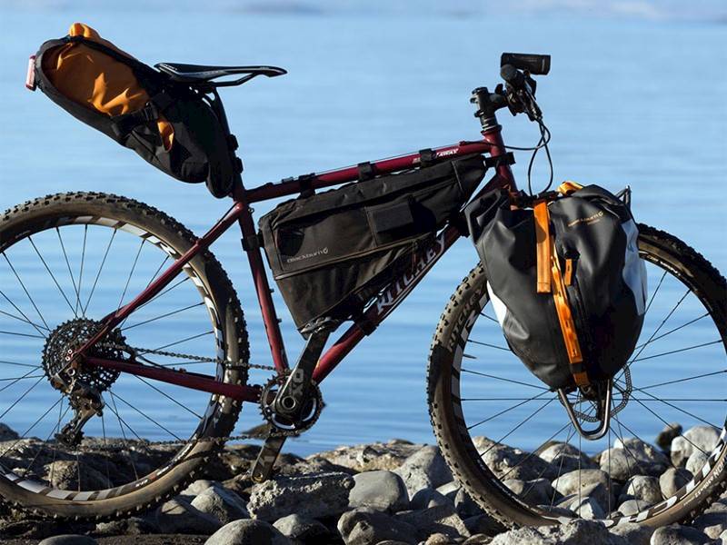Torba na ramę Blackburn Outpost Frame Bag 6,95L  L