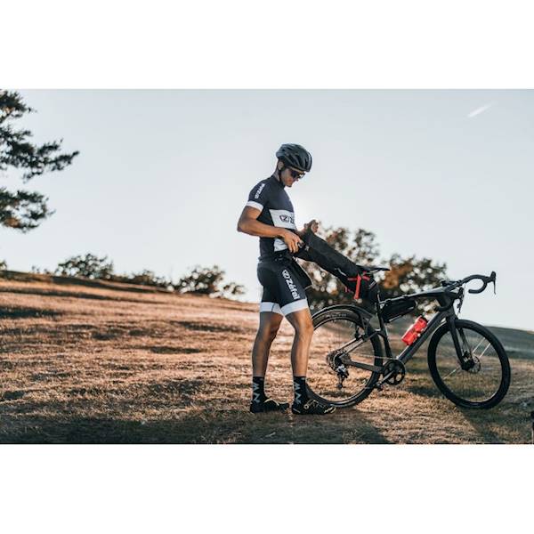 Torba podsiodłowa Zefal Adventure R17 bikepacking