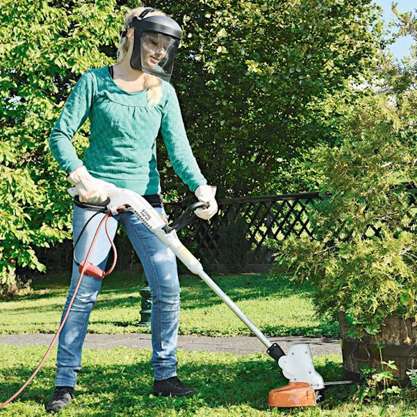 PODKASZARKA ELEKTRYCZNA STIHL FSE 52