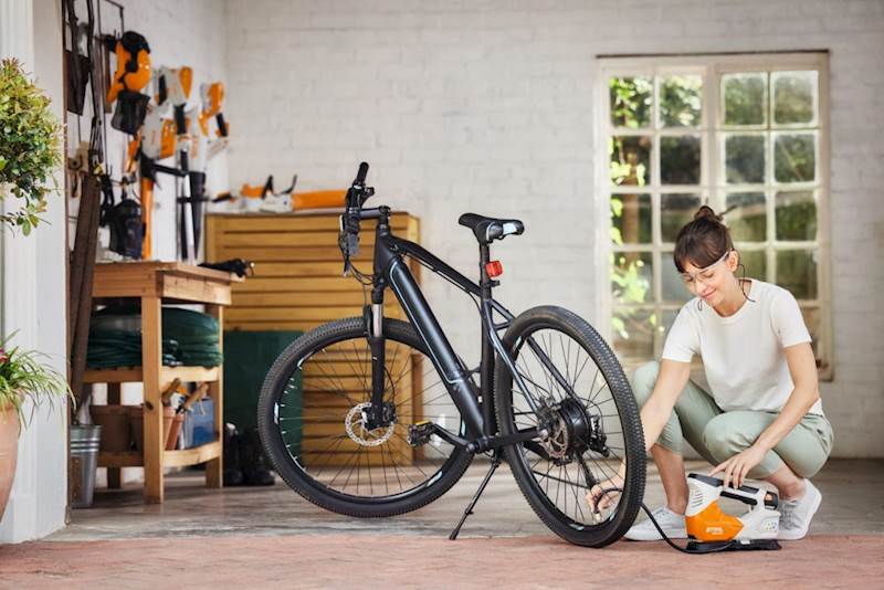 Sprężarka akumulatorowa Stihl KOA 20.0 SET