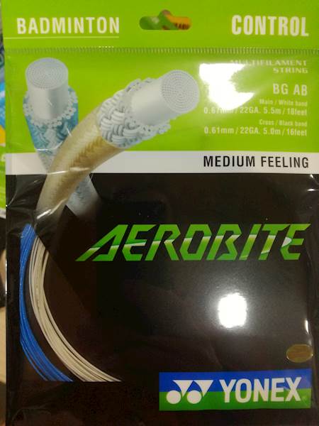 Naciąg badminton Yonex Aerobite 0.61/0.67mm Biały/Niebieski SET 10m