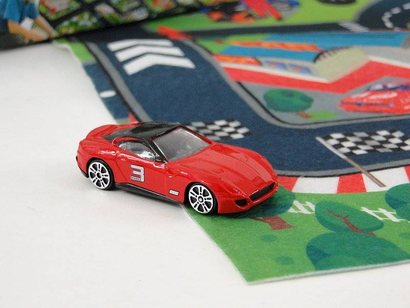 Zestaw mata z ulicą + auto