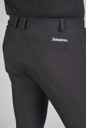 Bryczesy 44 1/2 czarne Dynamic Eskadron S24