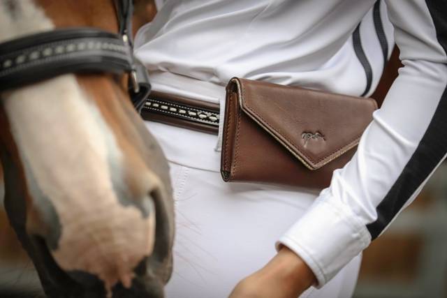 Kieszeń na telefon brąz Penelope Ekkia