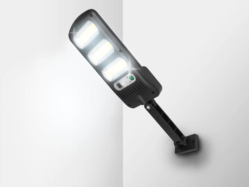 Lampka solarna LED (czujnik zmierzchu i ruchu)