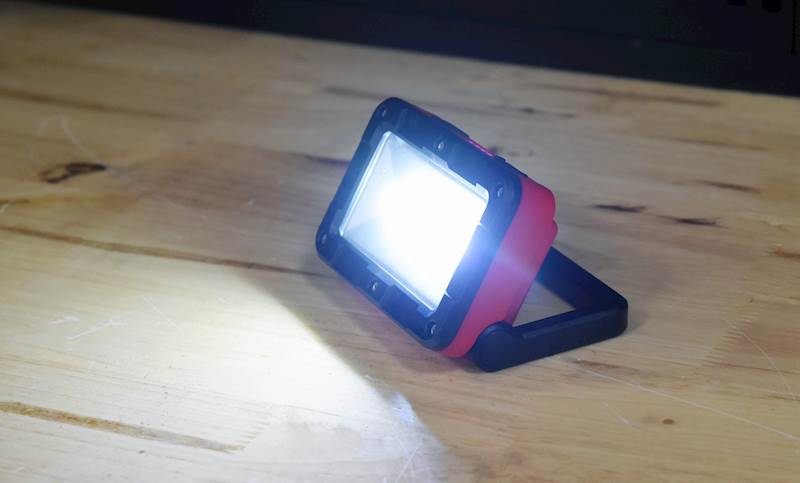 LAMPA, REFLEKTOR 5W COB LED 300LM YT-81819 YATO