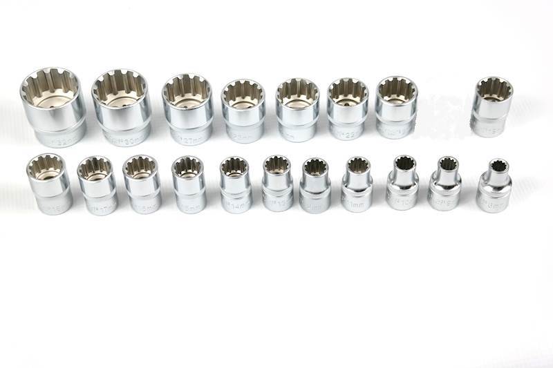 ZESTAW NASADEK TYPU SPLINE 8-32MM 1/2'' YATO 19szt.