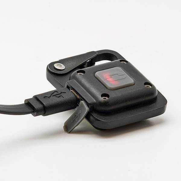 TRUEUTILITY MINI LATARKA AKUMULATOROWA LED Z KARABINKIEM, USB 47LM BUTTONLITE TU919 TRUE UTILITY