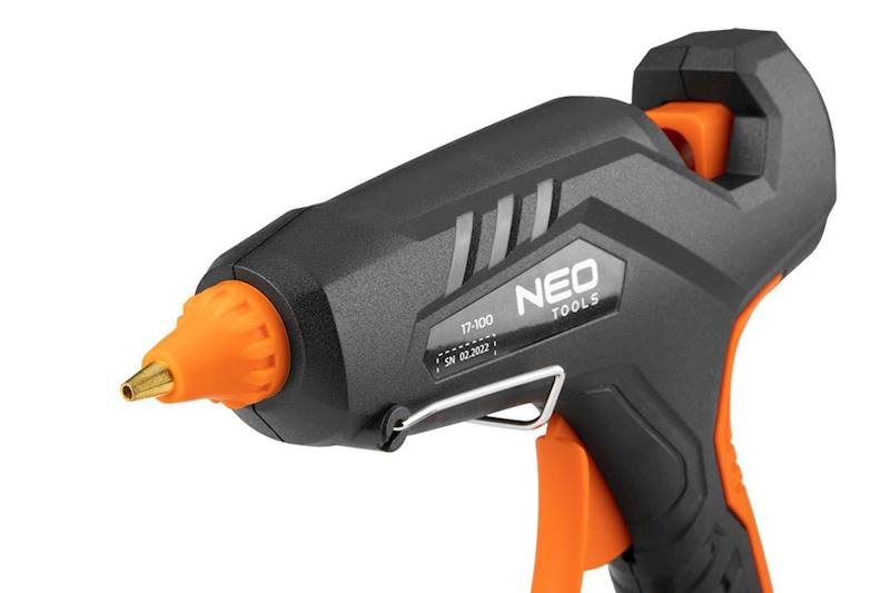 ZESTAW: PISTOLET KLEJOWY 11 MM, 60/100 W, 12 WKŁADÓW KLEJOWYCH, 3 OCHRANIACZE PALCÓW, ETUI MATERIAŁOWE 17-100 NEO