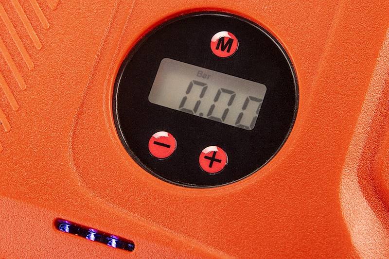 URZĄDZENIE ROZRUCHOWE "JUMPSTARTER", POWER BANK - 14AH, KOMPRESOR 3.5BAR, LATARKA 11-997 NEO TOOLS