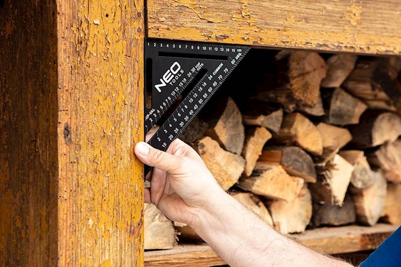 KĄTOWNIK CIESIELSKI, DEKARSKI Z PODZIAŁKĄ W CM I CALACH 15cm 72-102 NEO