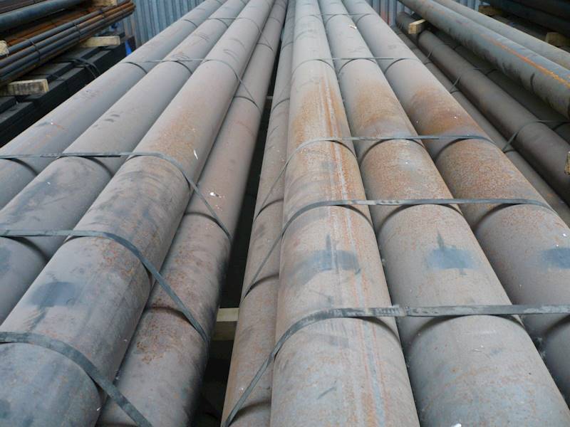 121.0x12,5 rury czarne b/szw S355J2H /E355 /St52.0