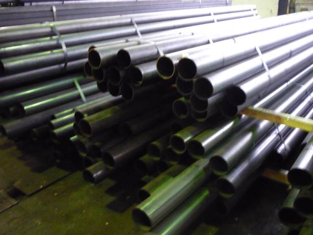  44.5x 6.3 rury czarne b/szw P235TR2 /S235JRH /R35