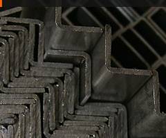 Kątownik zimnogięty L  45x 45x 4 S235JR   6m