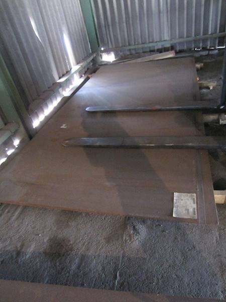 Blacha czarna   4   1500x 6000 HTK 900H (400HB)