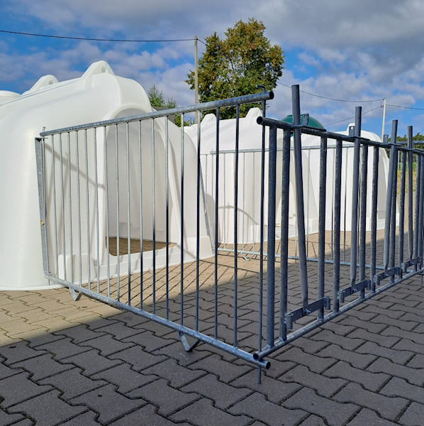 System odchowu dla czterech cięląt (Domek bez wygrodzenia)