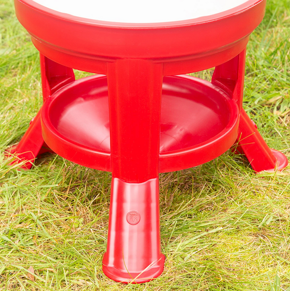 Poidło dla drobiu zbiornikowe 30l na stojaku 