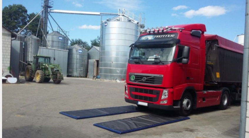 Mata do dezynfekcji przejazdowa 110 x 380 x 5 cm 1szt.