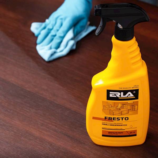 R1041 ERLA FRESTO 750ml płyn do czyszczenia mebli powierzchnii drewnianych