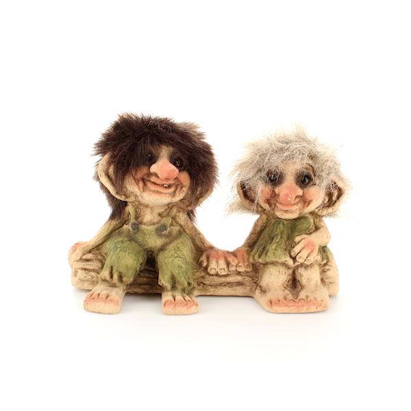 Ny Form Troll 11,0cm trolle siedzące na pniu