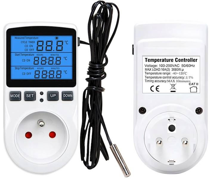 Termostat z gniazdem 230V