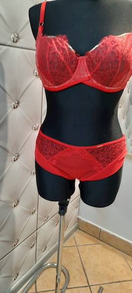kinga998 • rozmiar : 90C