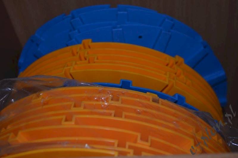 Przegonka duża fi 280 mm plastik, 8-wylot.