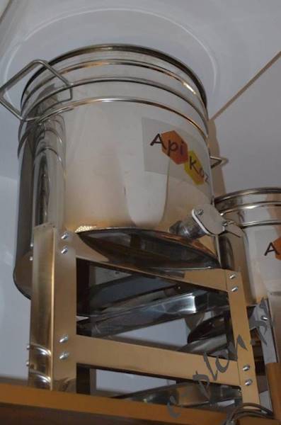 Stojak pod odstojnik (100,150,200L)- /Apikoz/ OD14