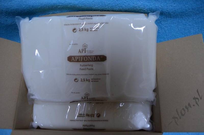 Pasza dla pszczół - ciasto APIFONDA 2,5 kg