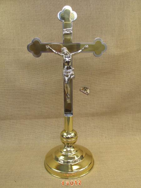 Krzyż ołtarzowy wys. 72 cm KO 