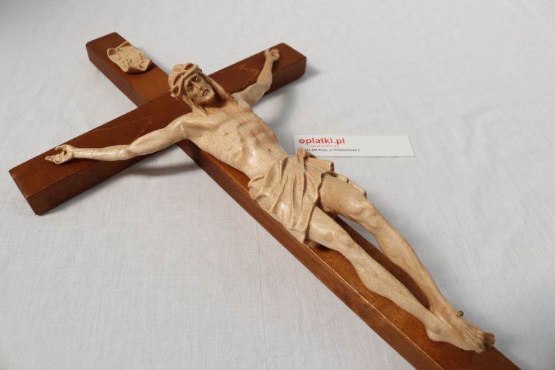 Krzyż rzeźbiony 9A, wym. 24/44 cm