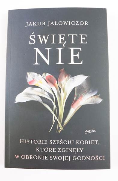 Święte Nie  EST